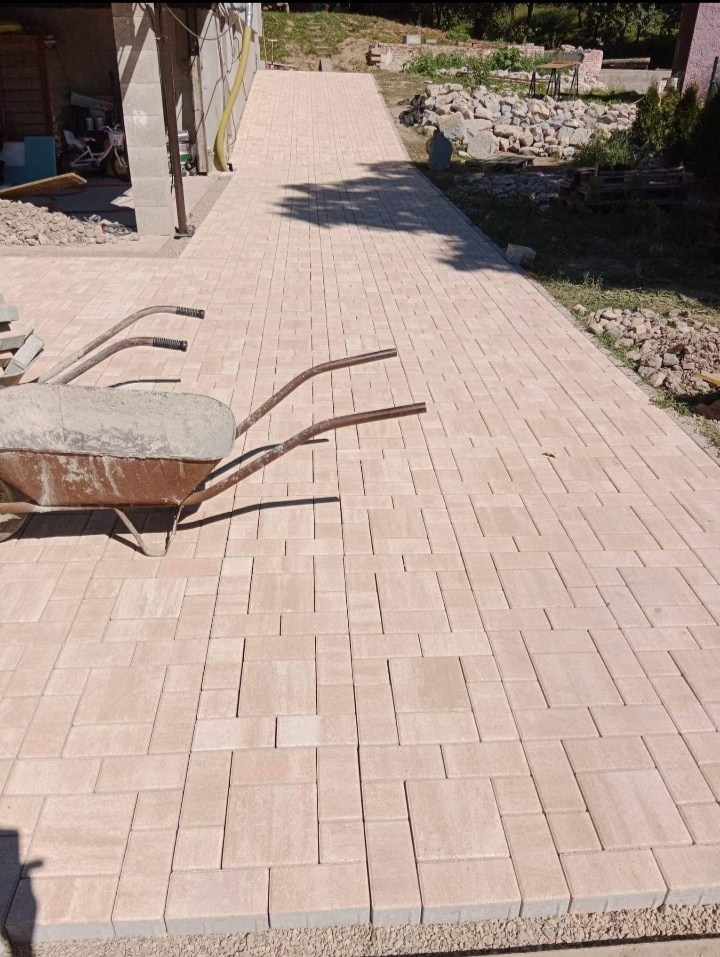 HĽADÁME ZÁKAZKY 👷♂️ - 16