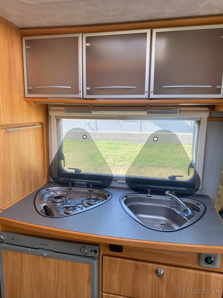 Predám karavan Adria Adora 542 UT - 16