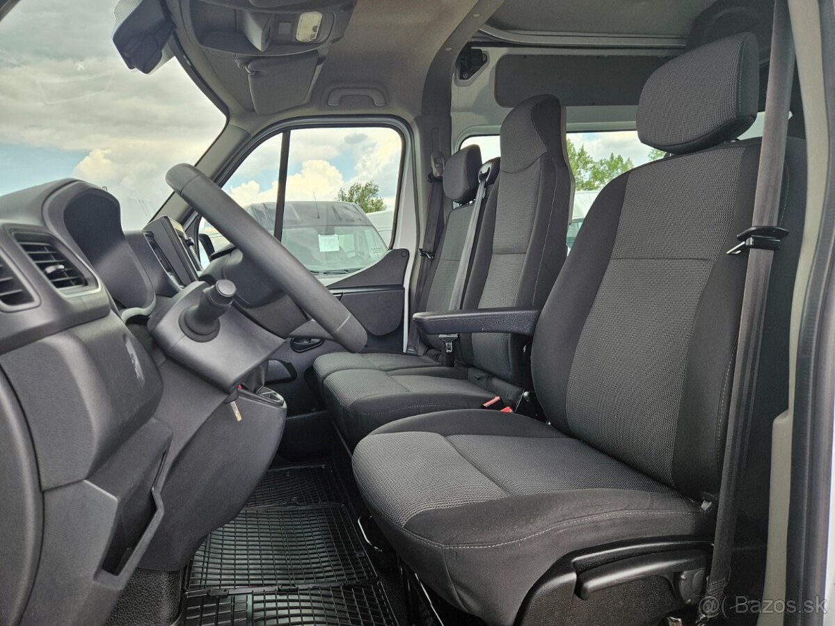 Renault Master L2H2 6 miestne 2.3 dCi 150hp - 2020 - 16