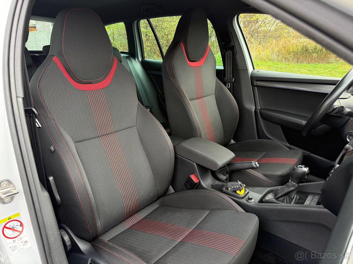 Škoda Octavia Combi Sportline 2,0 TDI DSG Full led virtual - 16