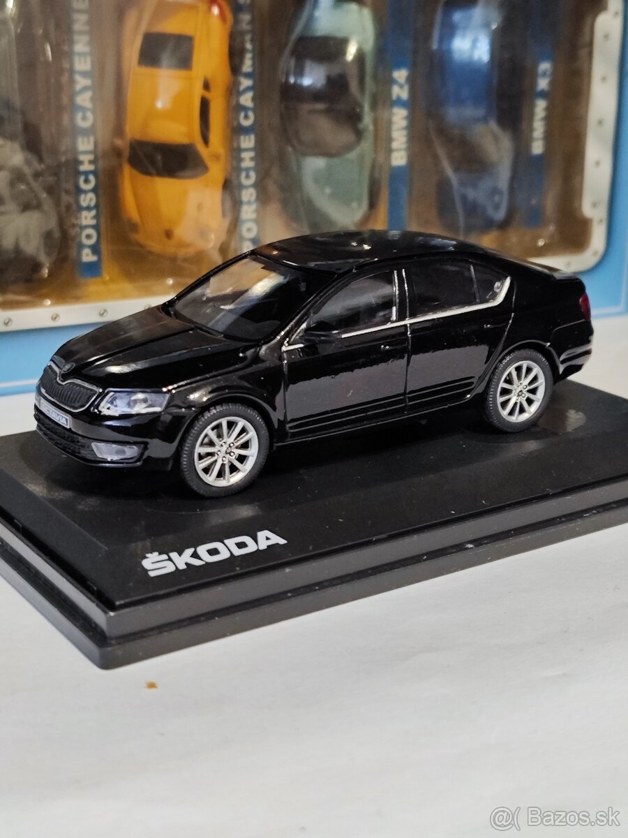Škoda Octavia modely mix 1:43 - 16
