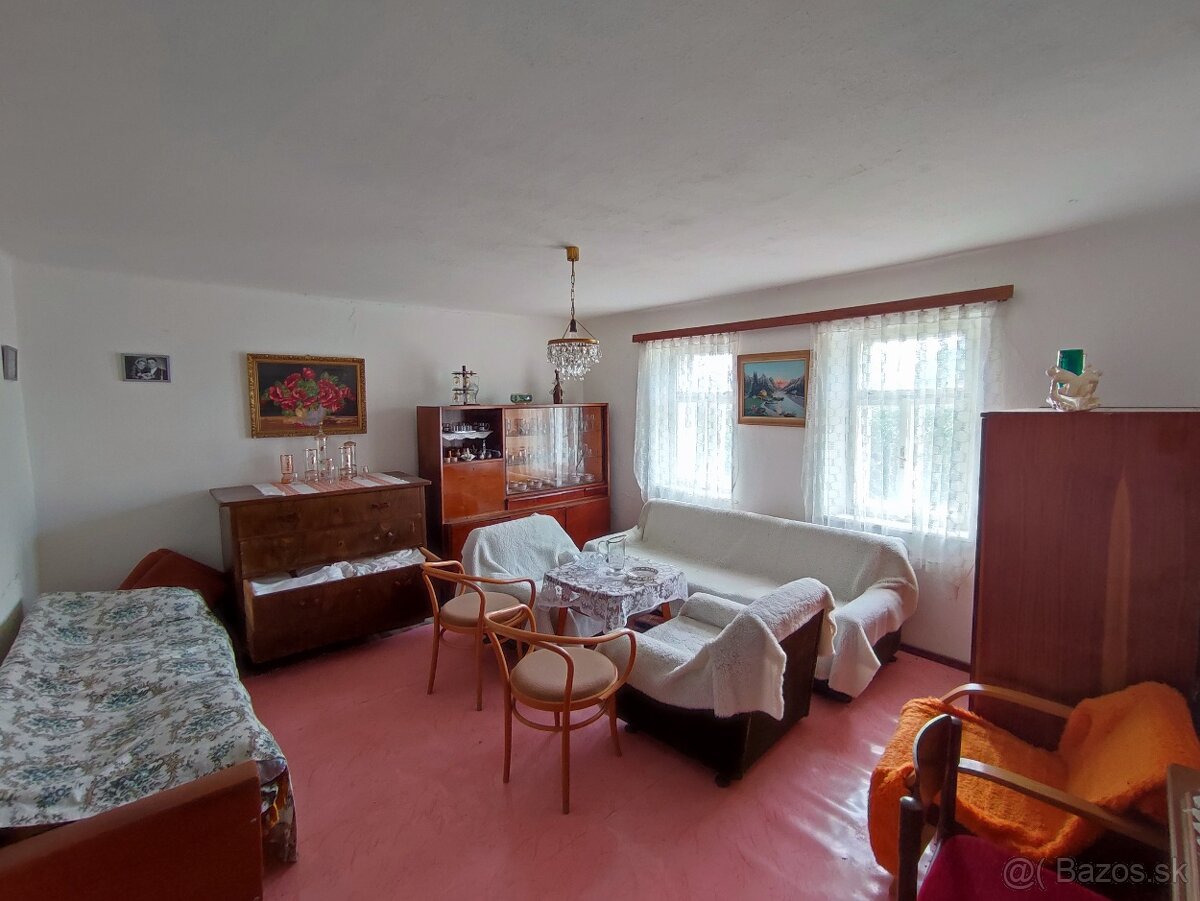 Ponúkame na predaj rodinný dom v obci Miškech Dedinka - 16