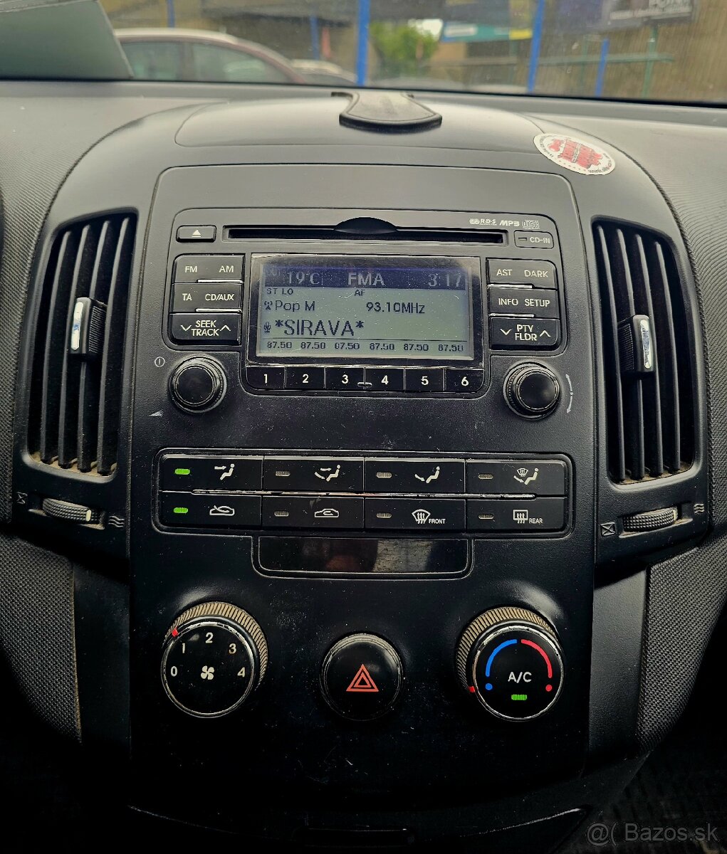 Hyundai i30 CW 1.6 CRDi VGT Classic - 16