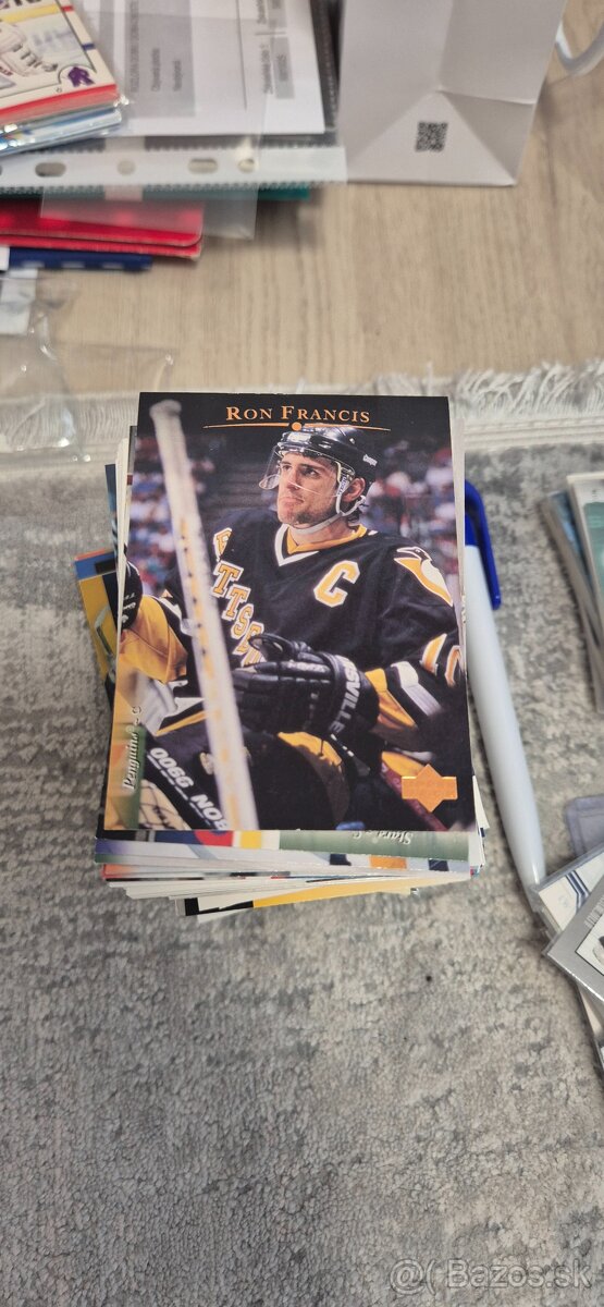 Hokejové kartičky - 16