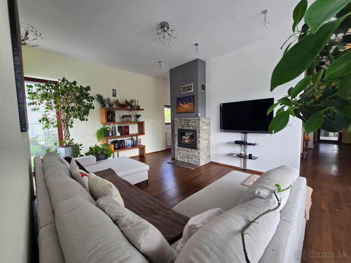 Prenájom 5-izbový Rodinný dom Chorvátsky Grob - 16