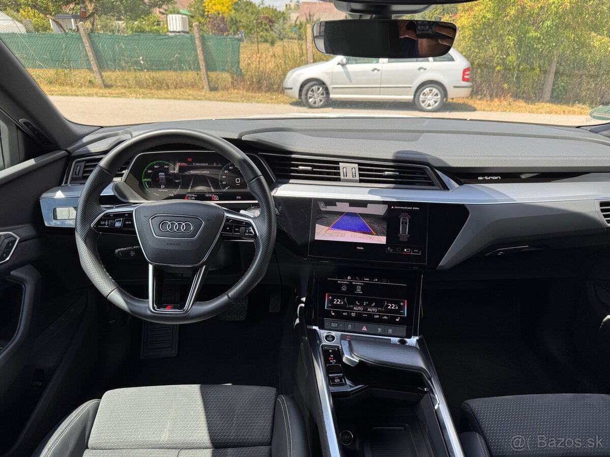 Audi E-tron 55 quattro S line odpočet DPH - 16