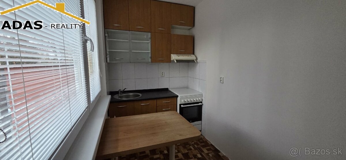 Ponúkame na predaj 2 izbový byt s balkónom. - 16