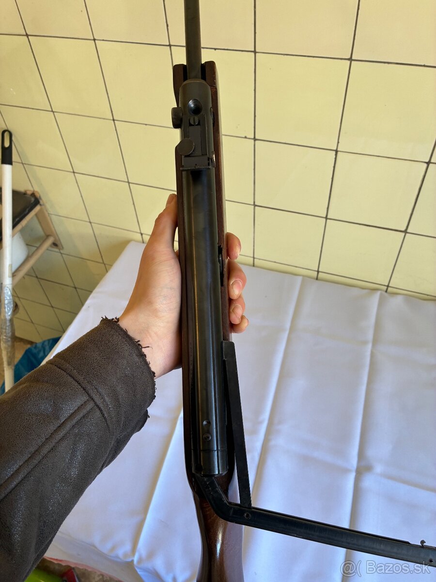 VZDUCHOVKA SIG, HAMMERLI MODEL 401 - 16