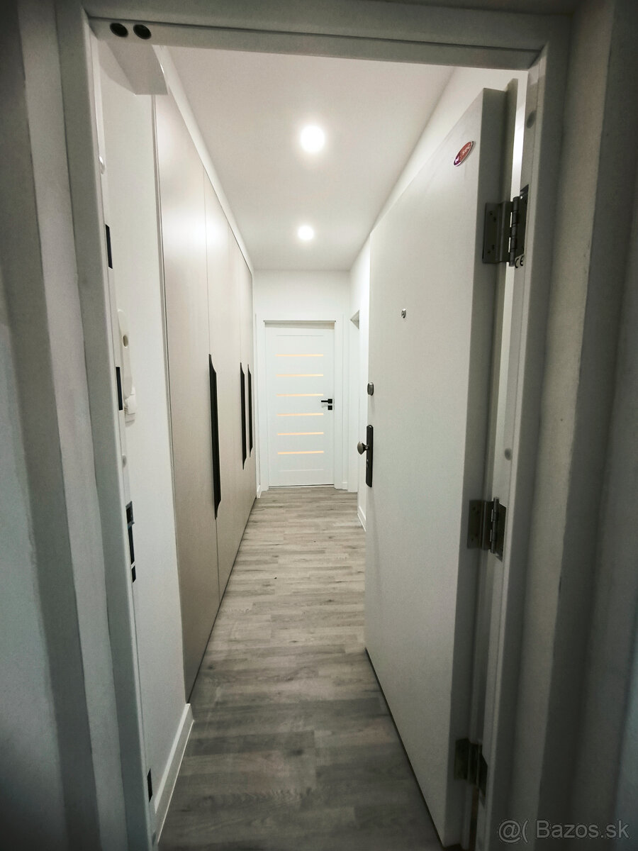 NOVÁ CENA Nanovo zrek. i zariad.byt na Raketovej ul.,BA - 16