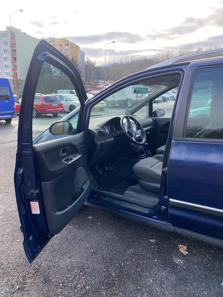 Sharan(2)2006 1.9TDI 96kw (6st.manuál) - 16