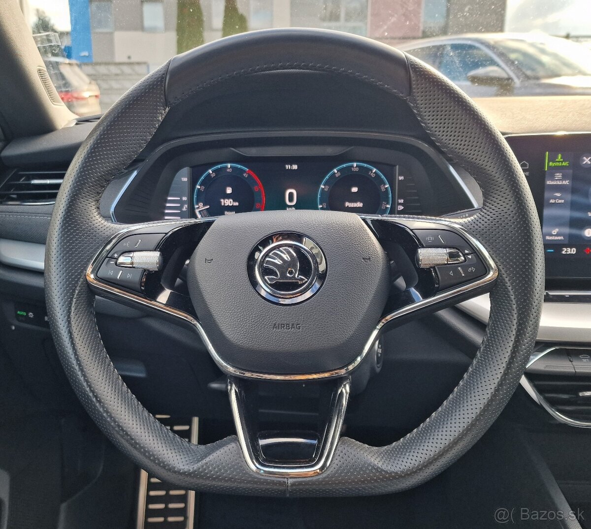 ŠKODA OCTAVIA COMBI 2.0 TDI SCR STYLE - 16