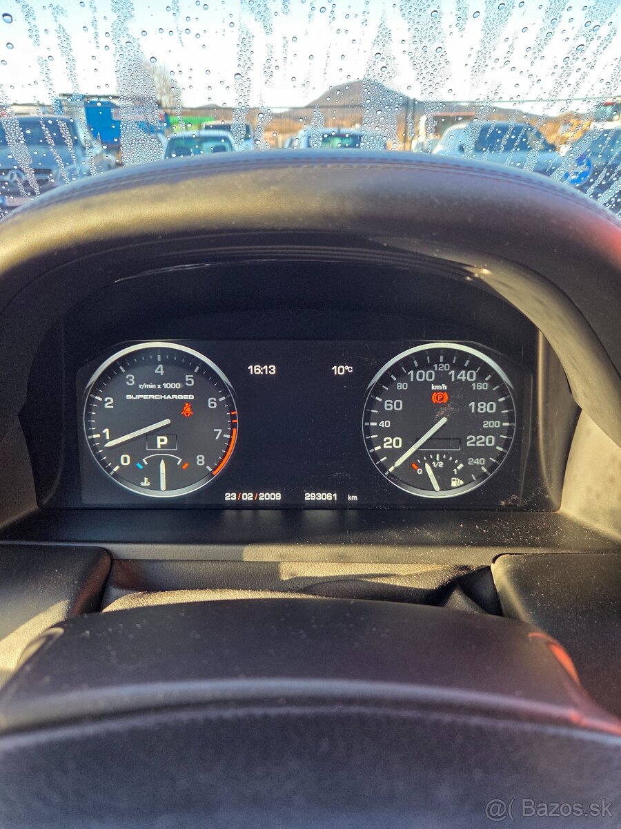 Range Rover 5.0 V8 Autobiography (2010) - 16