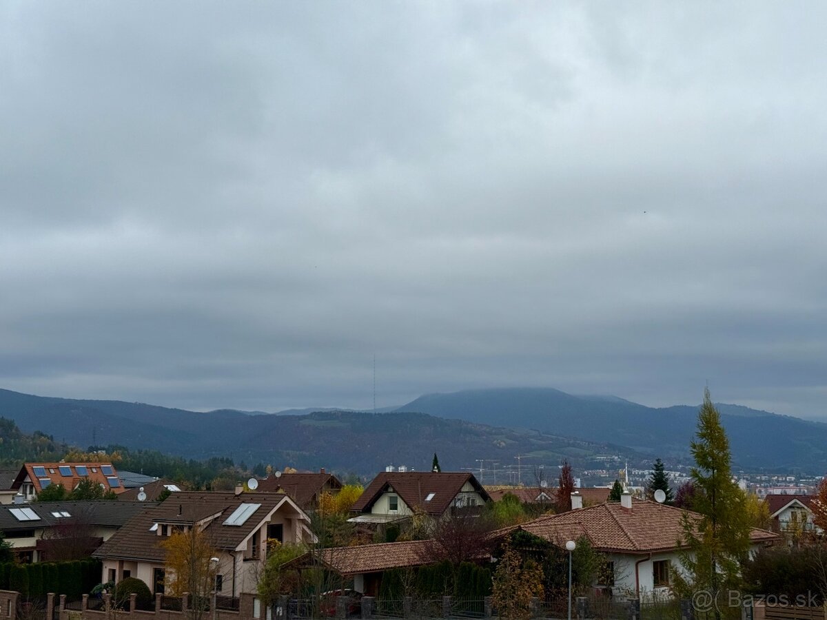 Na predaj moderný rodinný dom s výhľadom na mesto - 16