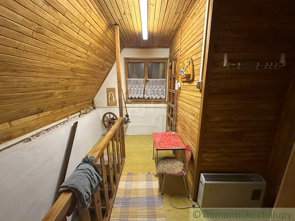 Chata blízko vleku Kokava-Línia + ďalší stavebný pozemok. - 16