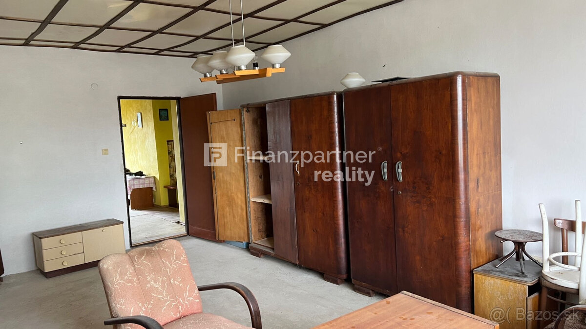 Dva domy s pozemkom 2547 m2, Kozárovce, Levice - 16