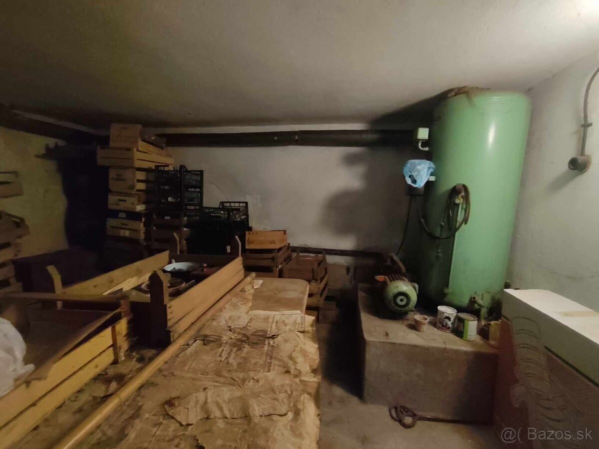 NA predaj rodinný dom Zlaté Moravce - 16