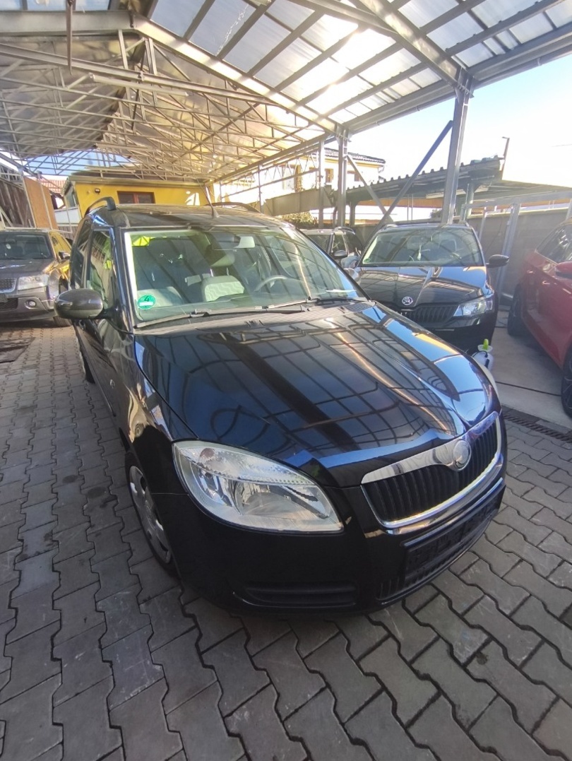 Škoda Roomster 1.6 16V MPI benzín - 16