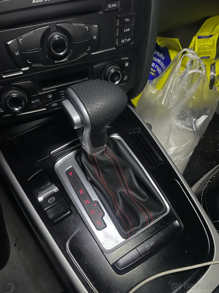 Radiaca páka pre automat AUDI / čierna biela červená nitka - 16