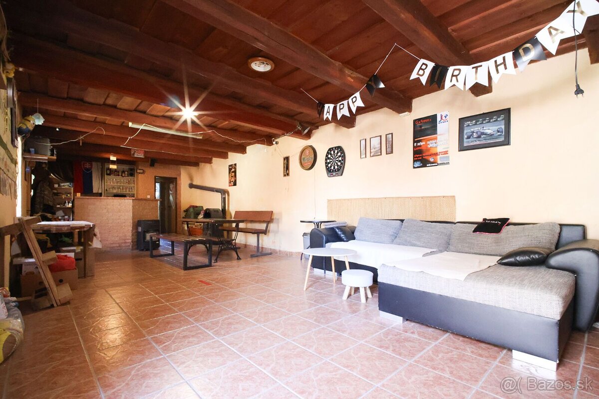 5-izbový rodinný dom - Hontianske Moravce - 16