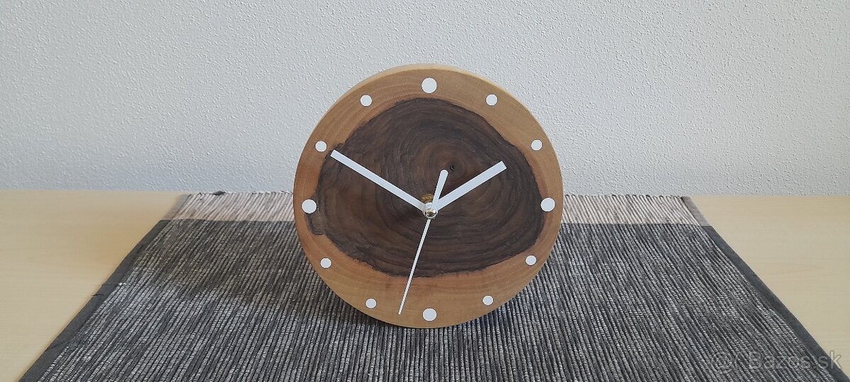 Drevené stolové hodiny - 16