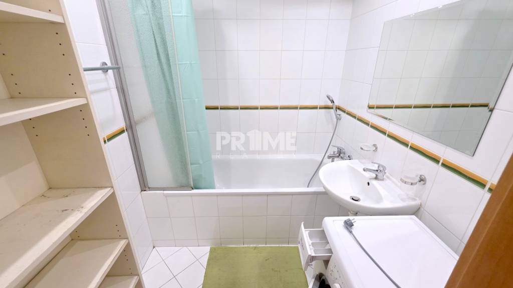 PEKNÝ 3i BYT, 3 X SAMOSTATNÁ IZBA, LOGGIA, Ševčenkova ulica, - 16