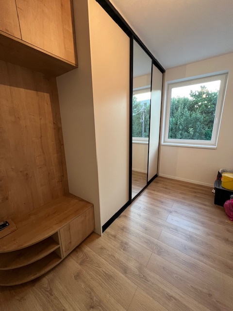 na prenájom 3 izb. byt, Geologická ul. - 16