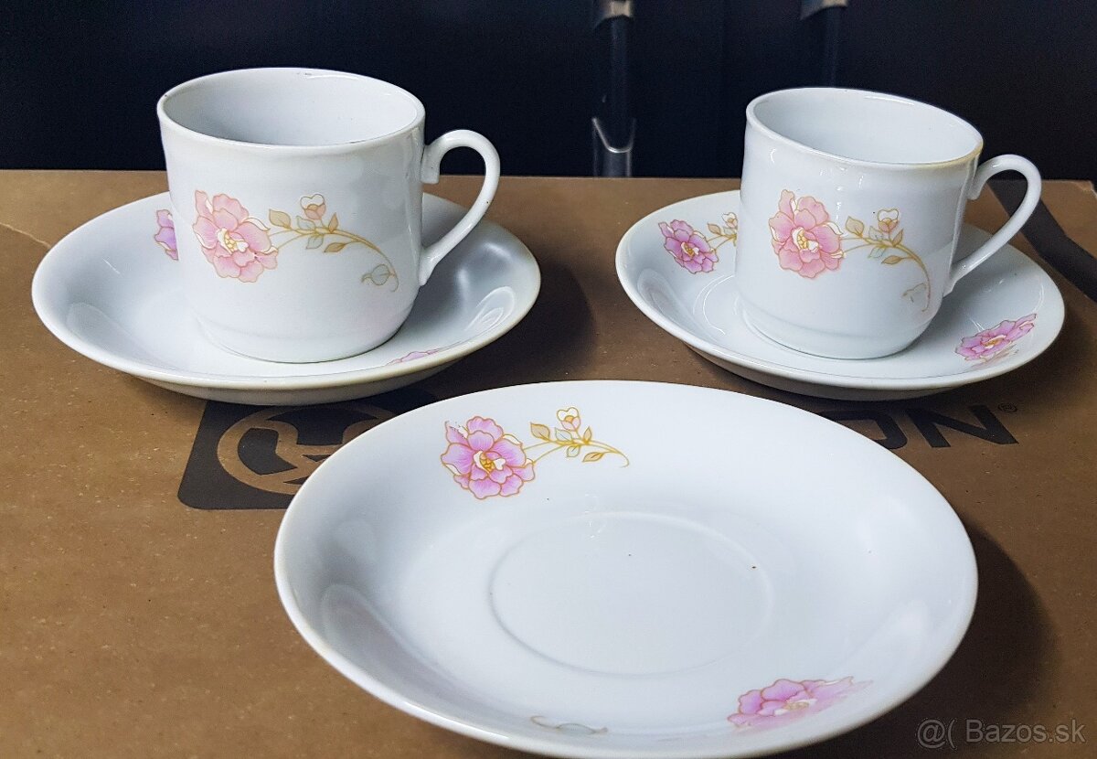 Porcelánové hrnčeky -17 druhov - 16