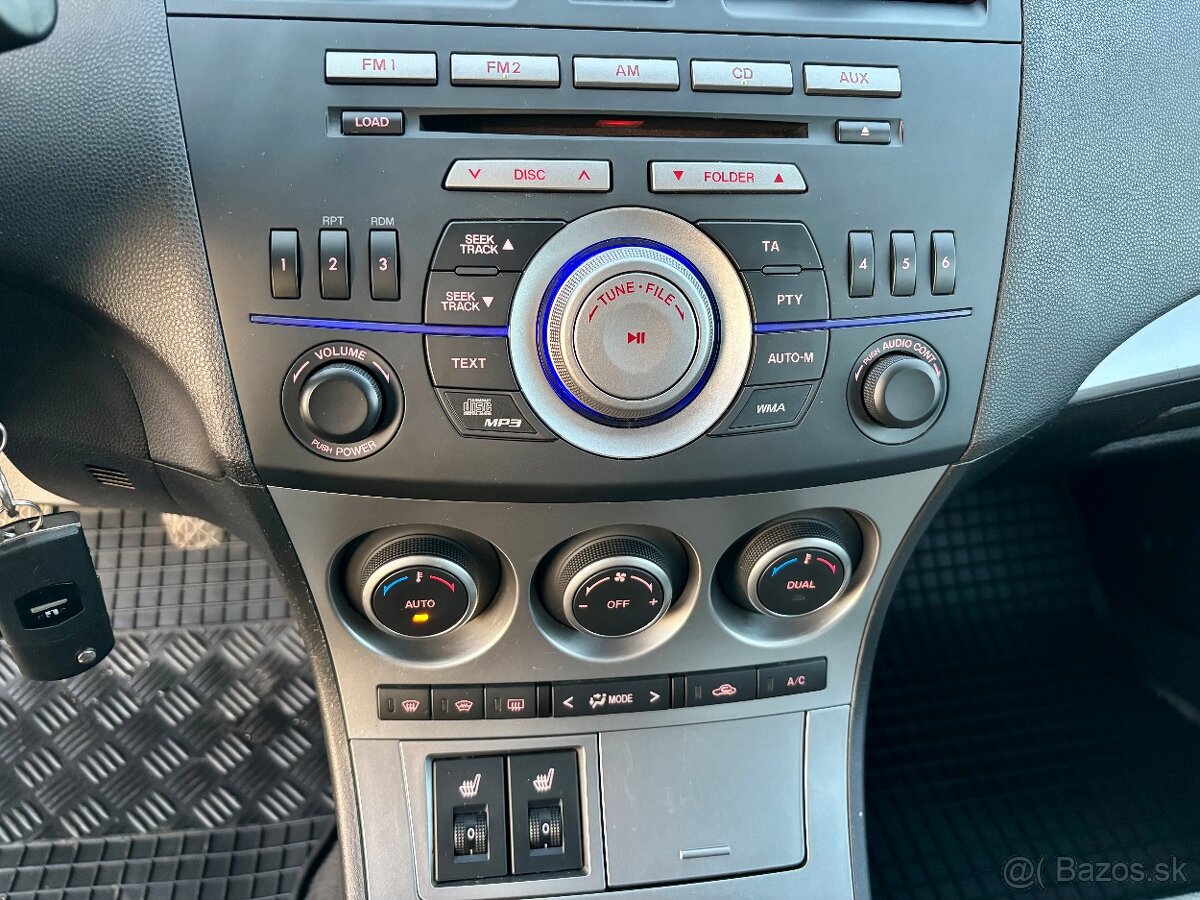 Mazda 3 TAKUMI 1.6 i 16V 77 kW BENZÍN - 16