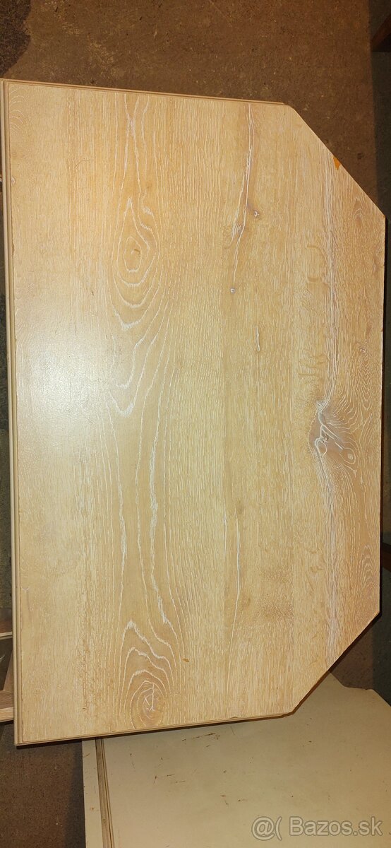Skrinka/stolik pod TV - 16
