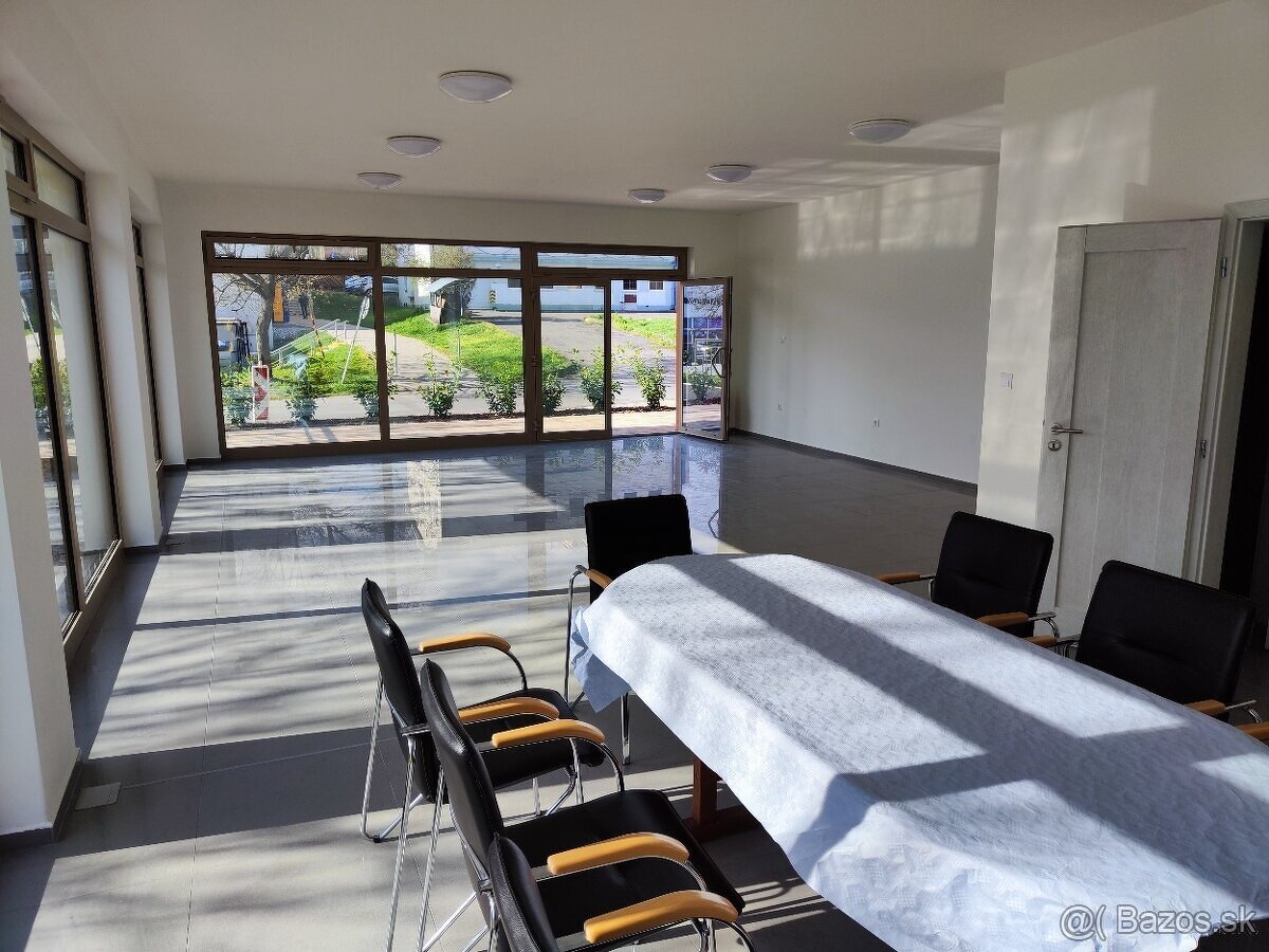 Prémiový presklený obchodný priestor - Kaskády - 16