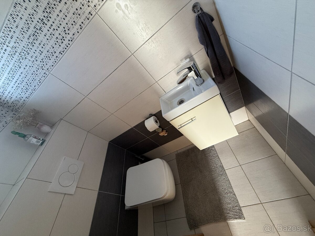 Exkluzívne APEX reality 4i. novostavba RD v Sasinkove - 16