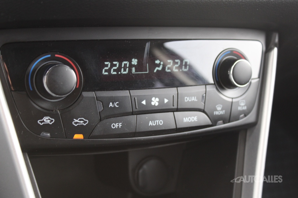 Suzuki SX4 S-Cross 1,4 i BOOSTERJET 4x4 103 kW ALL GRIP PREM - 16