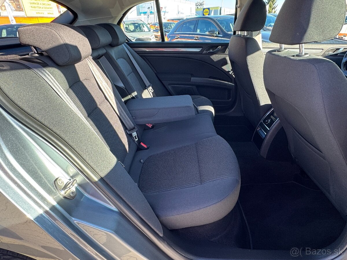 Škoda Superb 1.4 TSI Family - 16