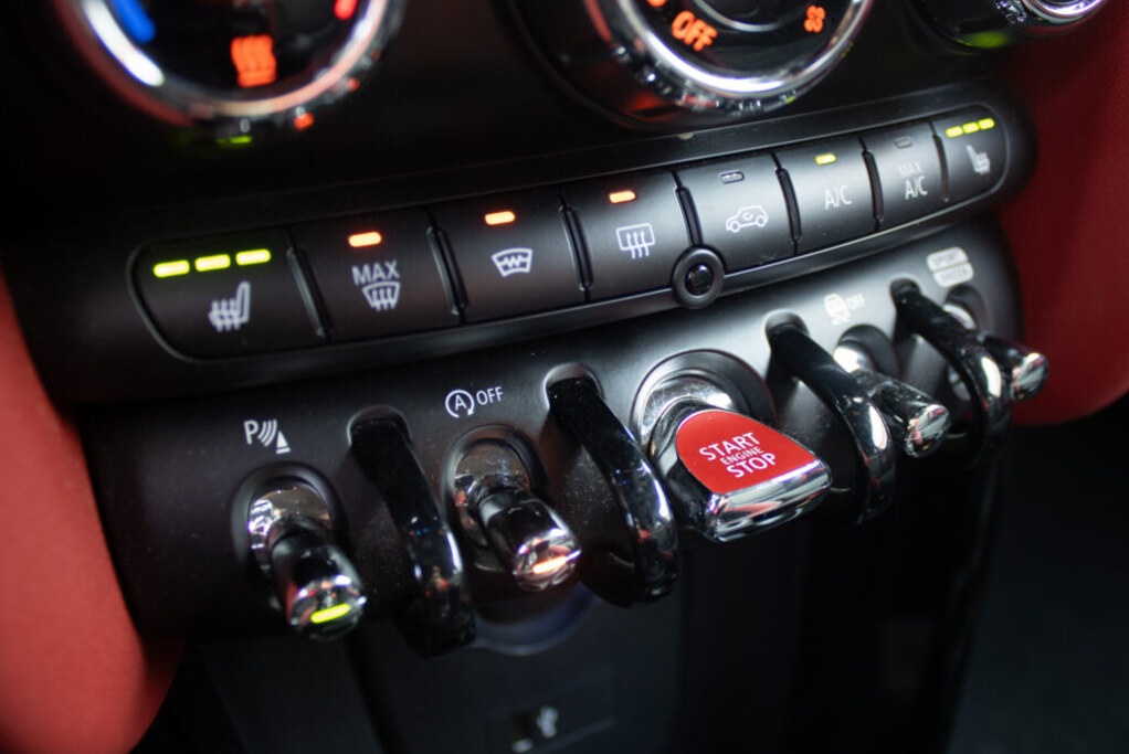 John Cooper Works od MINI z roku 2019 - 16