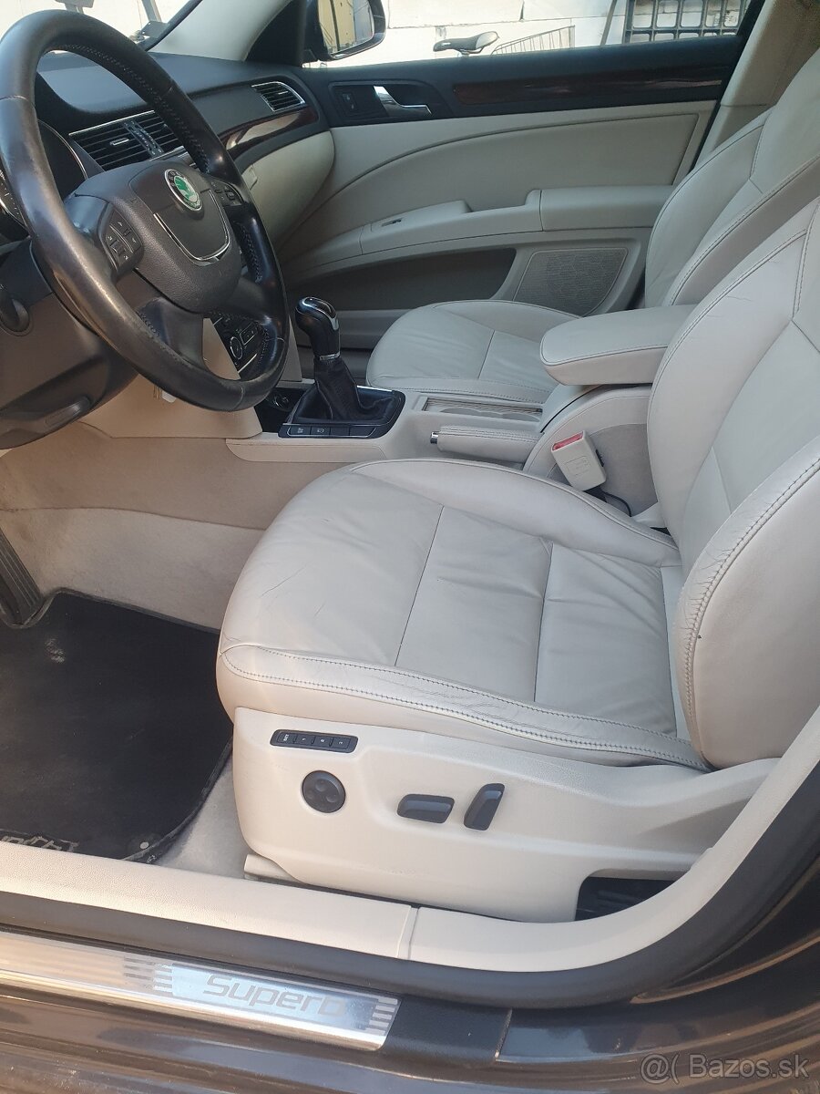 Predám škodu superb 2 - 16