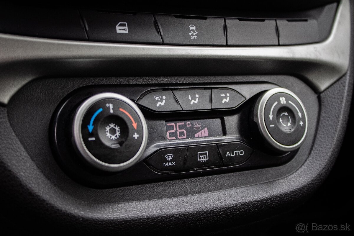 Lada Vesta SW Cross 1.6 MPI, 75kW, M5 - 16