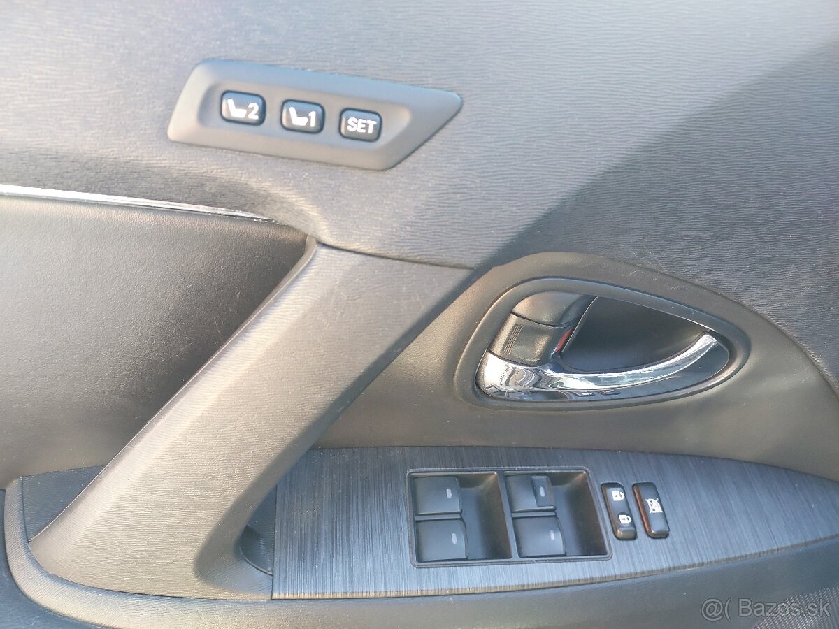 Toyota Avensis, 2010, automat - 16