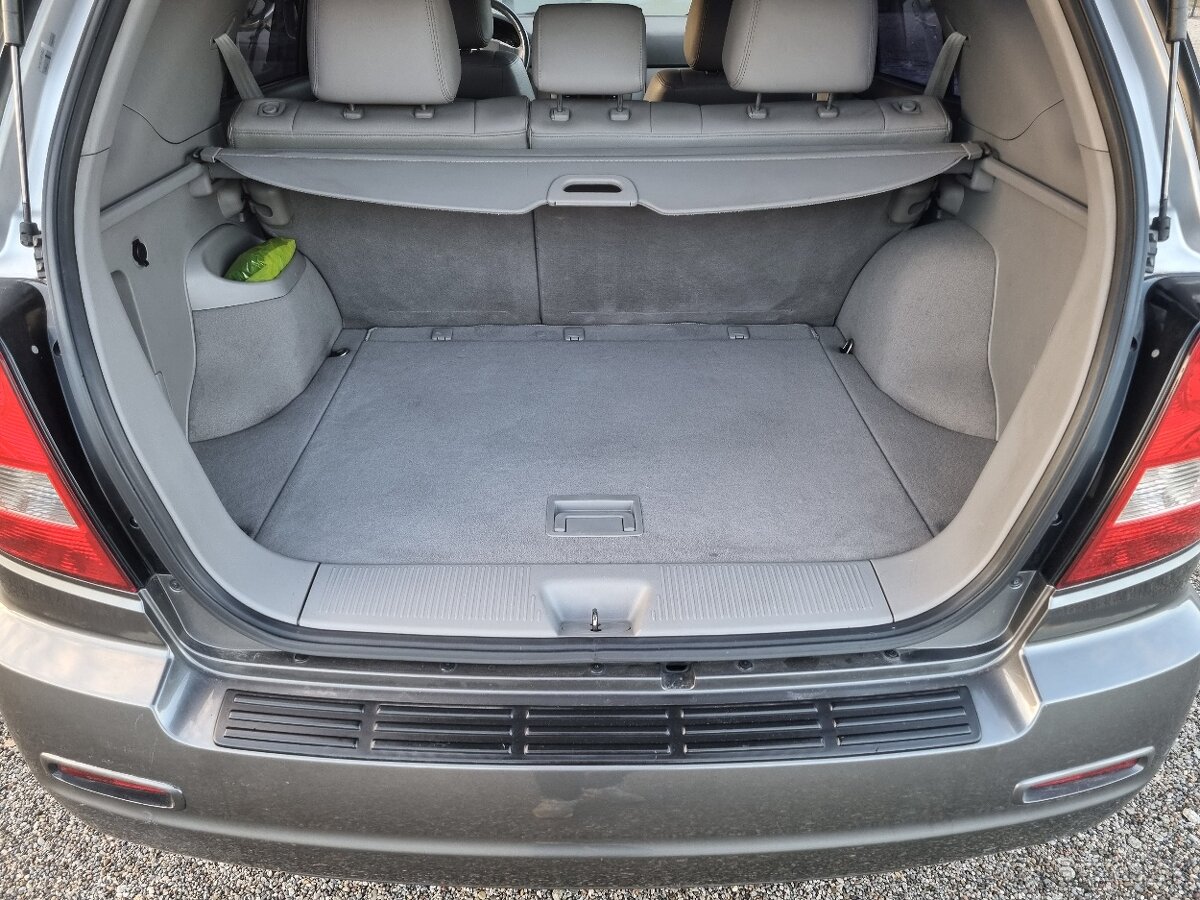 KIA SORENTO 2,5CRDi 4x4 - 16