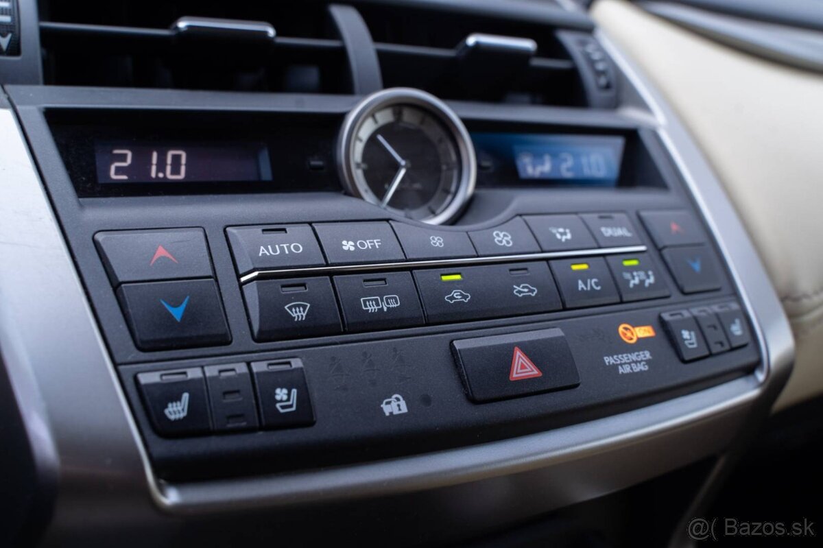 Lexus NX 300h 4WD Luxury, odpočet DPH - 16