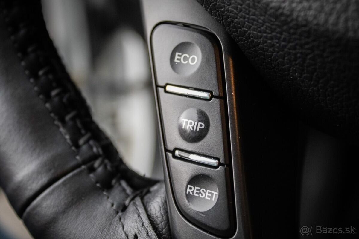 Kia Optima 1.7 CRDi A/T, 100kW, A6, 4d., 2012 - 16