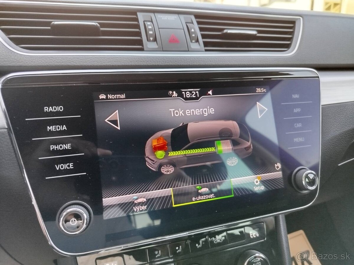 Škoda Superb Combi Business 1.4 TSI PHEV 218K - 16