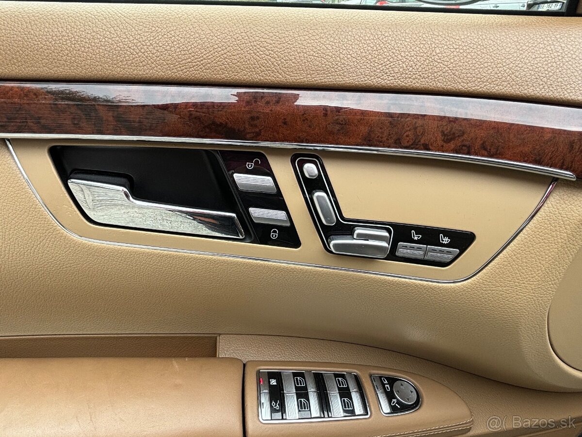 Mercedes-Benz S trieda Sedan 450 4-matic - 16
