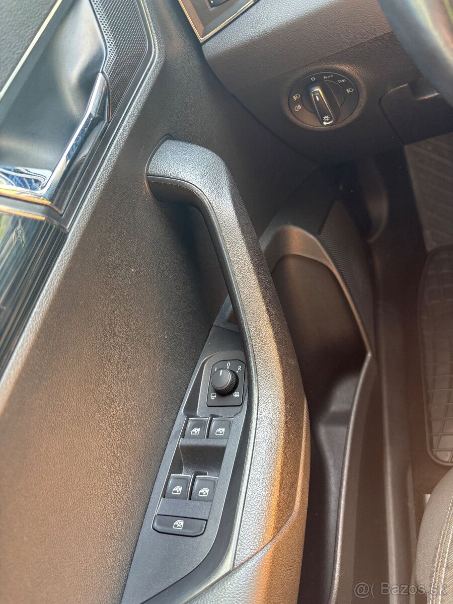 Škoda Karoq 1.5 TSI ACT Style DSG - 16