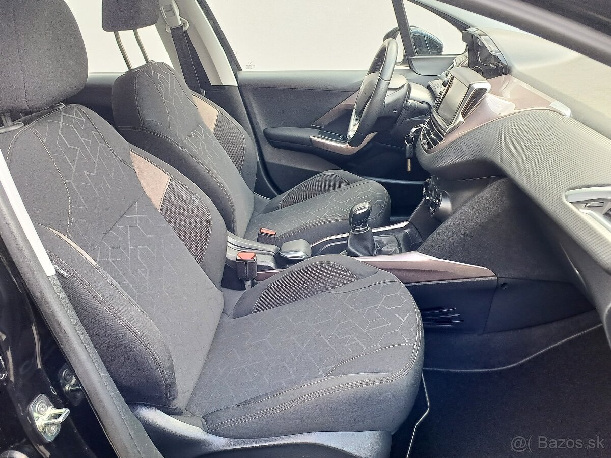 Peugeot 2008 1,2 benzín, 172.000km - 16