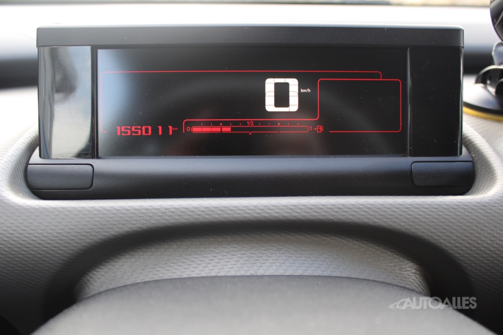 Citroen C4 Cactus 1,6 HDi 73 kW CHALLENGE - 16