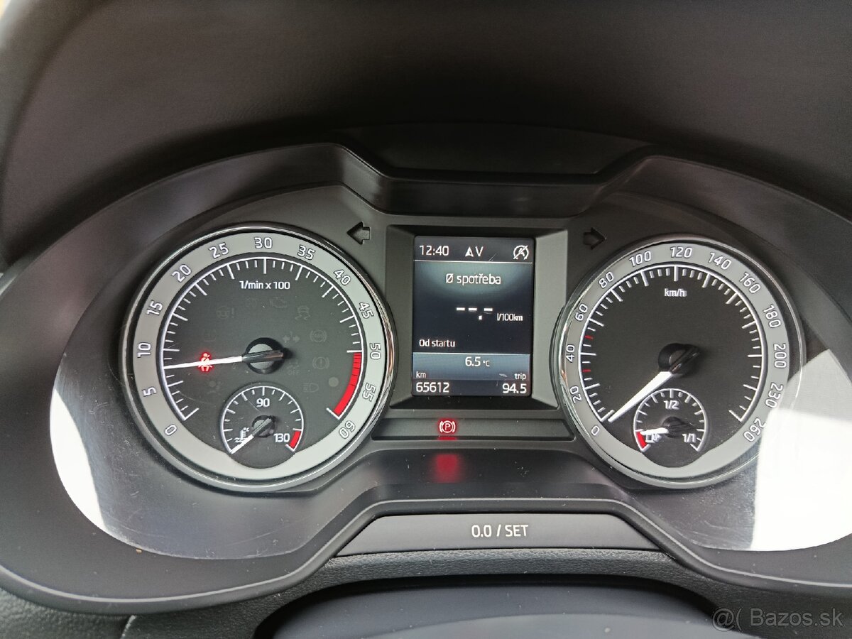 Skoda octavia 3 1,6 TDI,85 kw,combi - 16