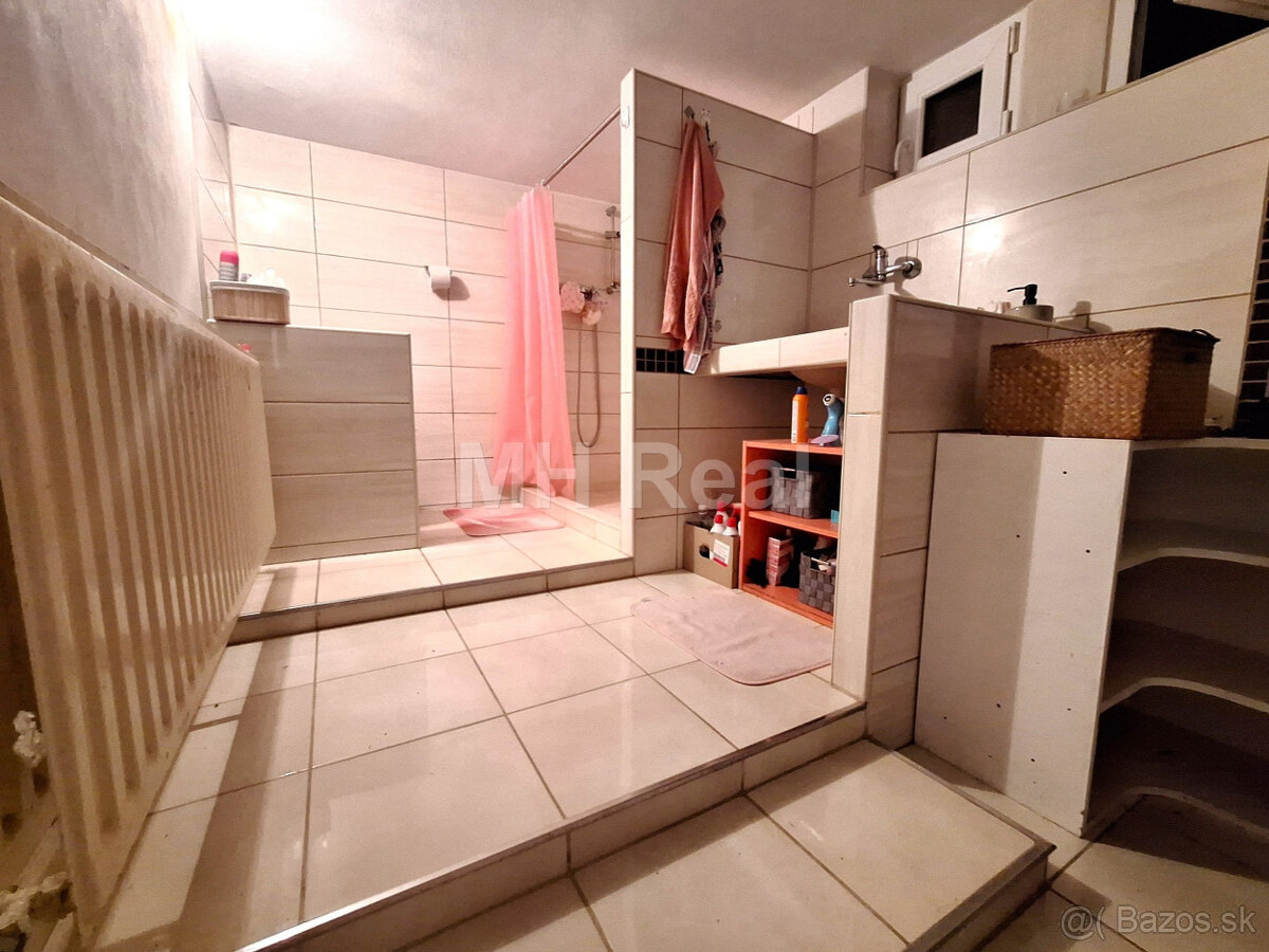 ROZHANOVCE - Zrekonštruovaný RD iba 10 km od Košíc - 16