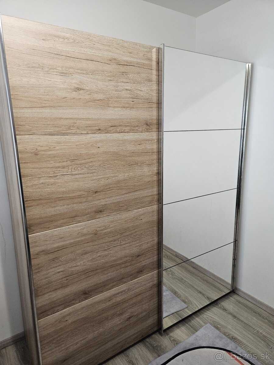 Satnikova skrina dub so zrkadlom - 16