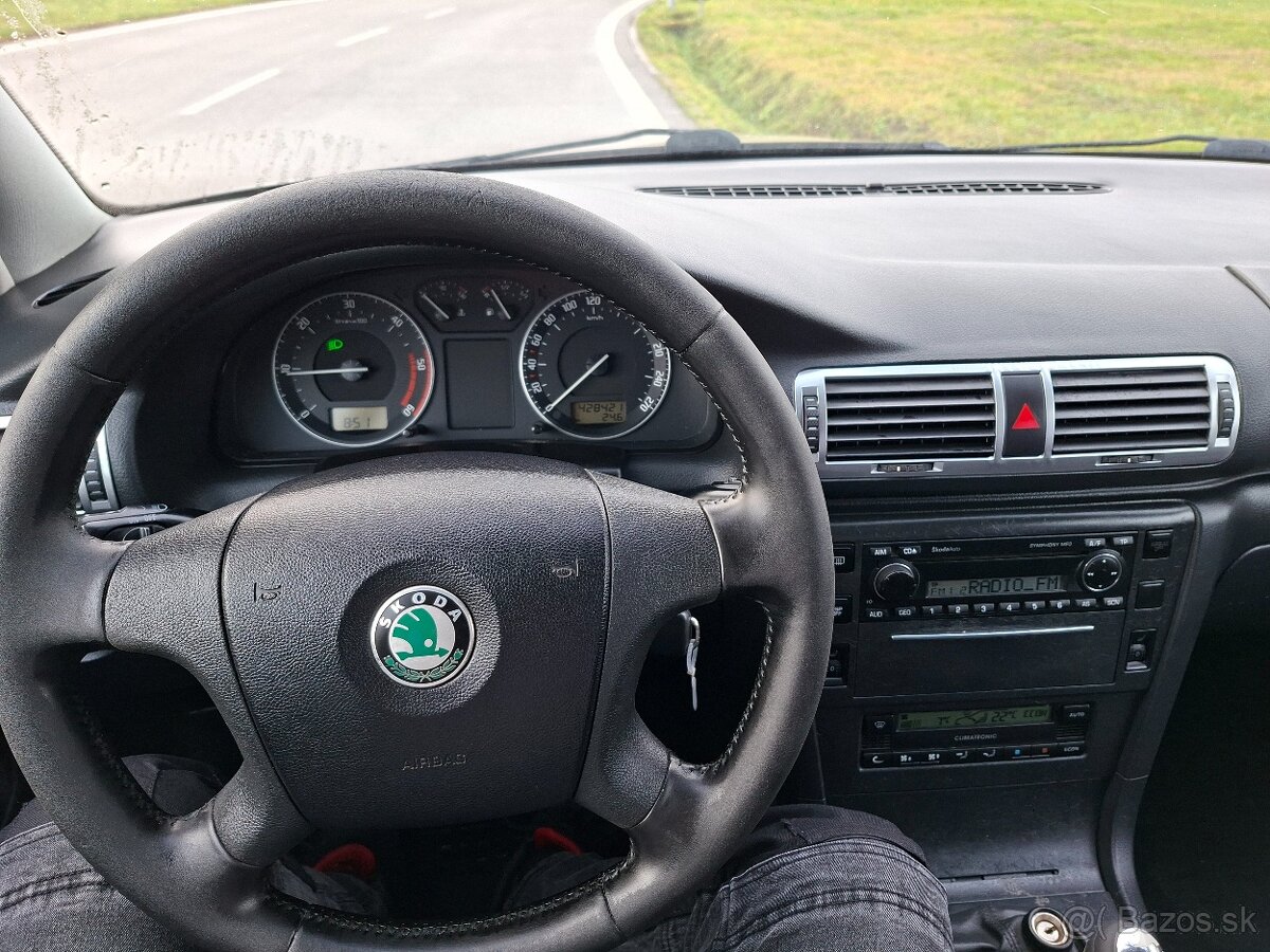 Škoda Superb 1.9 TDI - 16
