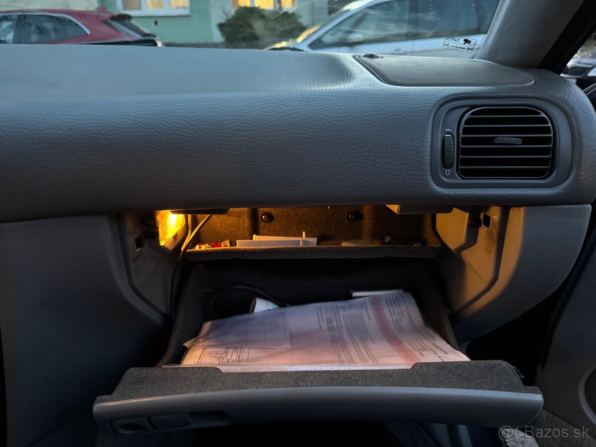 Volvo v40 1.8 85kw LPG - 16